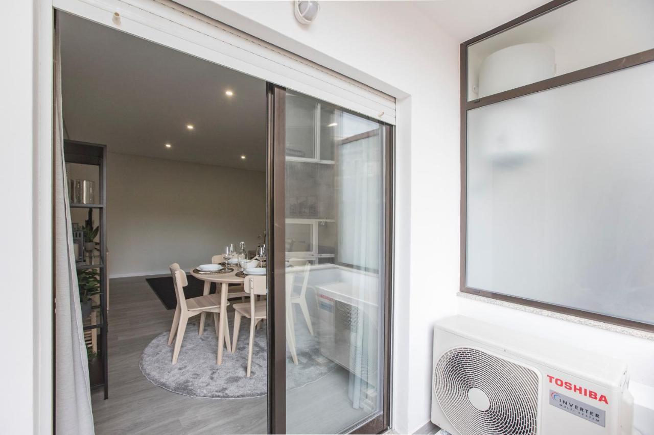 2Br Flat W/ Ac & Great Views By Lovelystay Вила Нова ди Гая Екстериор снимка